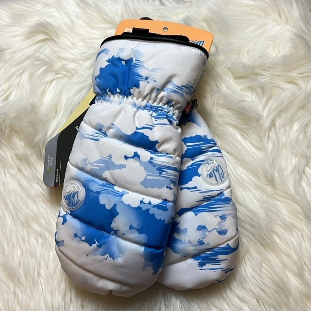Roxy & Chloe Kim Azure Blue Clouds Flint Creek Mittens. Size XL. New With Tags.